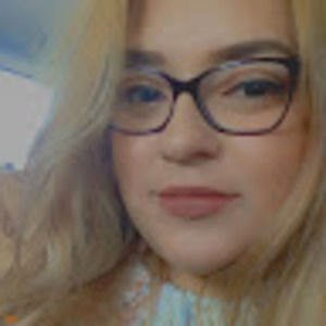 Meet your Posher, Beatriz